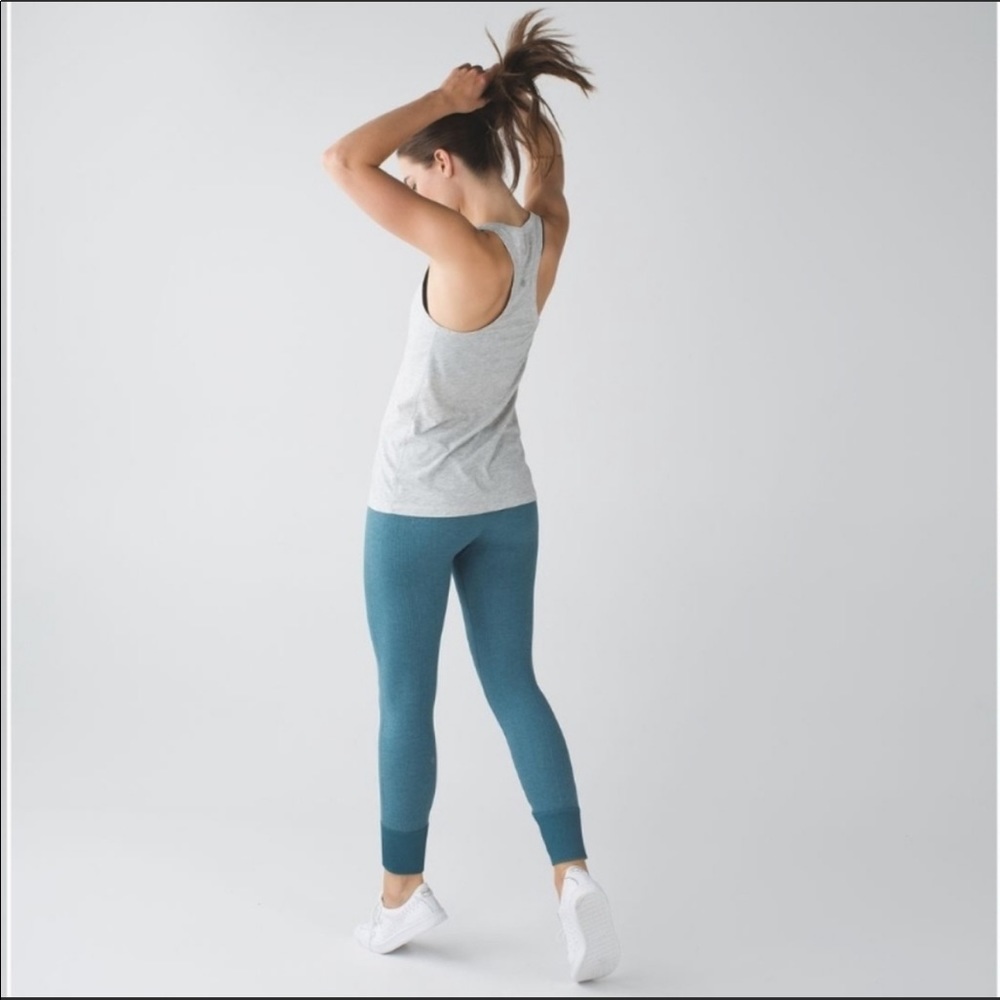 Lululemon Ebb to Street Pant - Size 12
